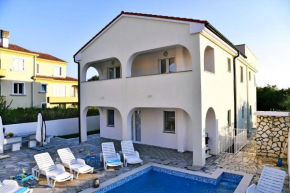 Villa Mata In Bogovići Mit Pool Und Meerblick